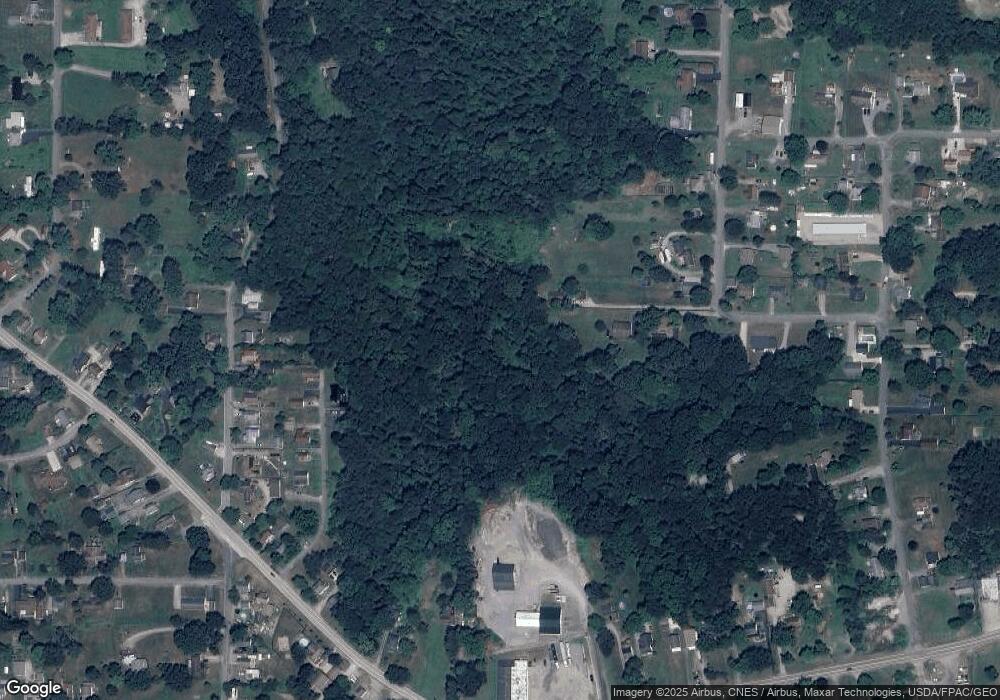 46647 Smith St, East Liverpool, OH 43920 - photo 1