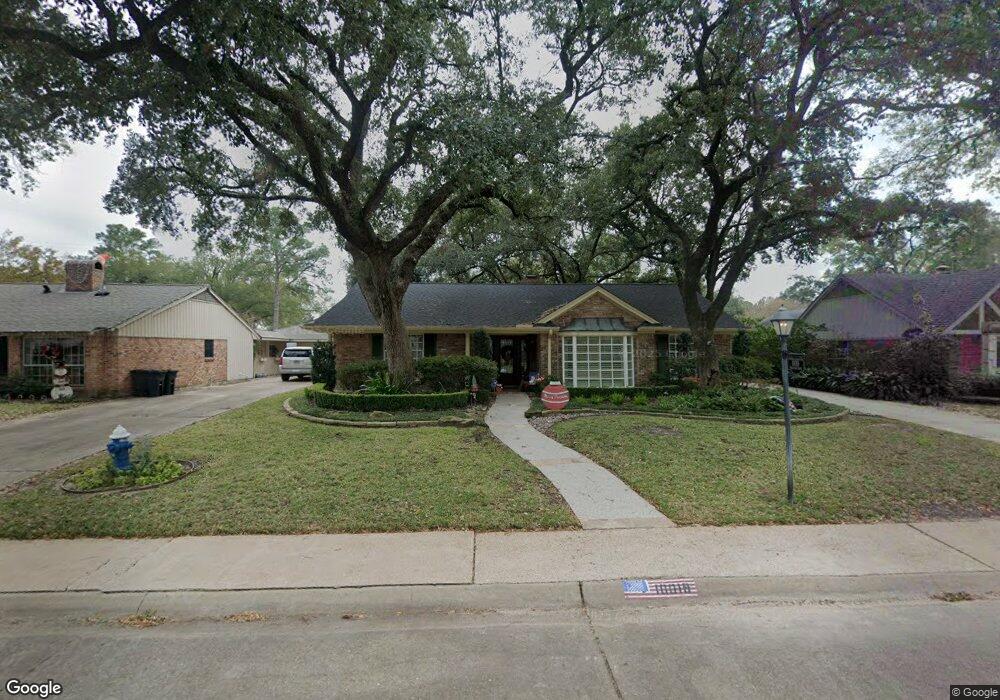 10019 Briar Rose Dr, Houston, TX 77042 - photo 1