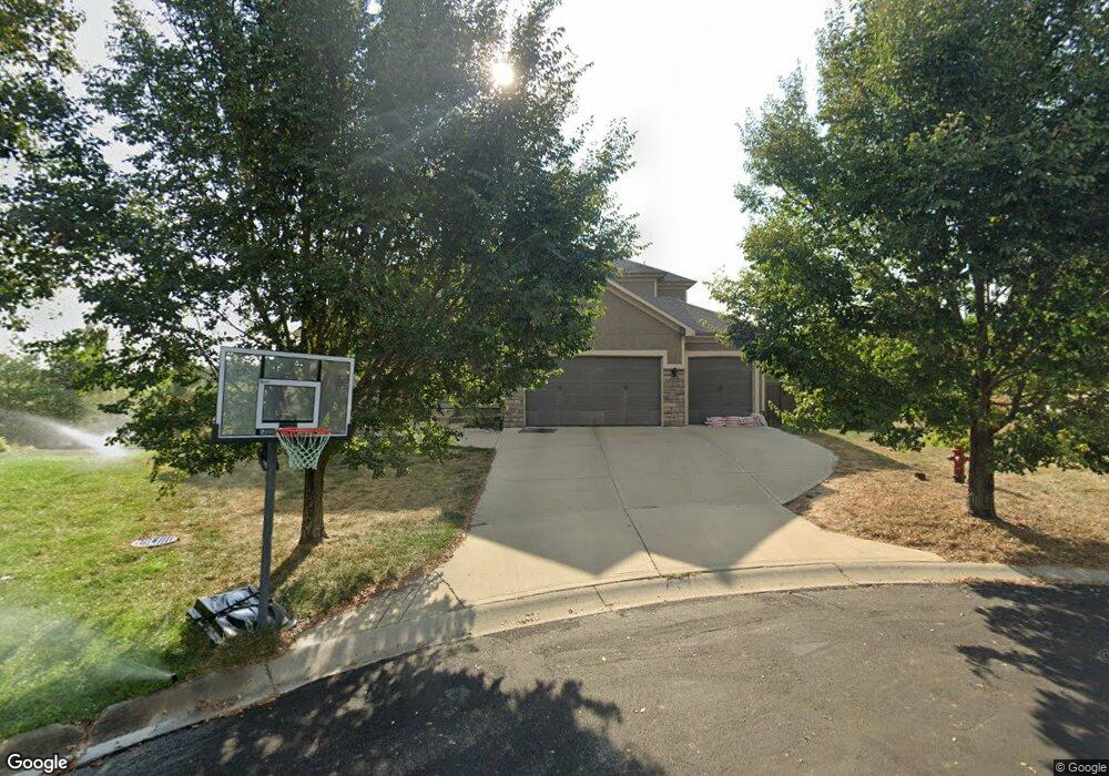 8821 SW Lake Side Trace, Lees Summit, MO 64064 - photo 1