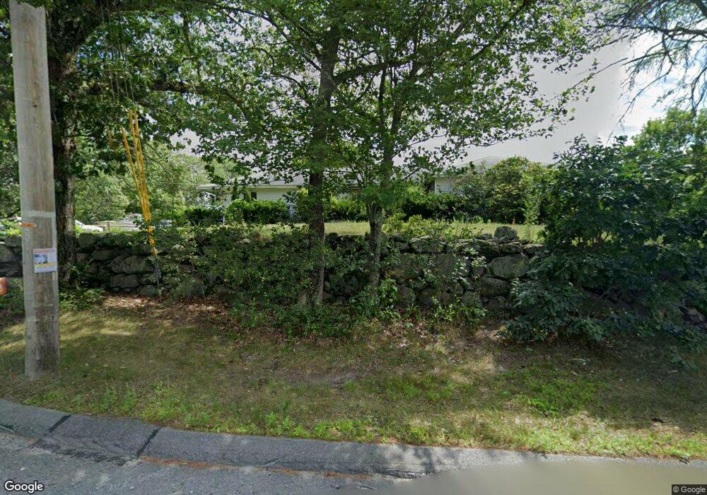 831 Methuen St, Dracut, MA 01826 - photo 1