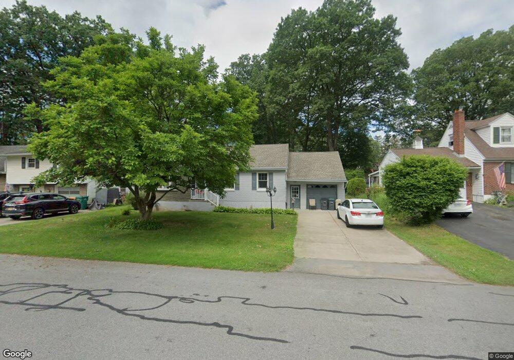 32 Merritt Dr, Schenectady, NY 12306 - photo 1