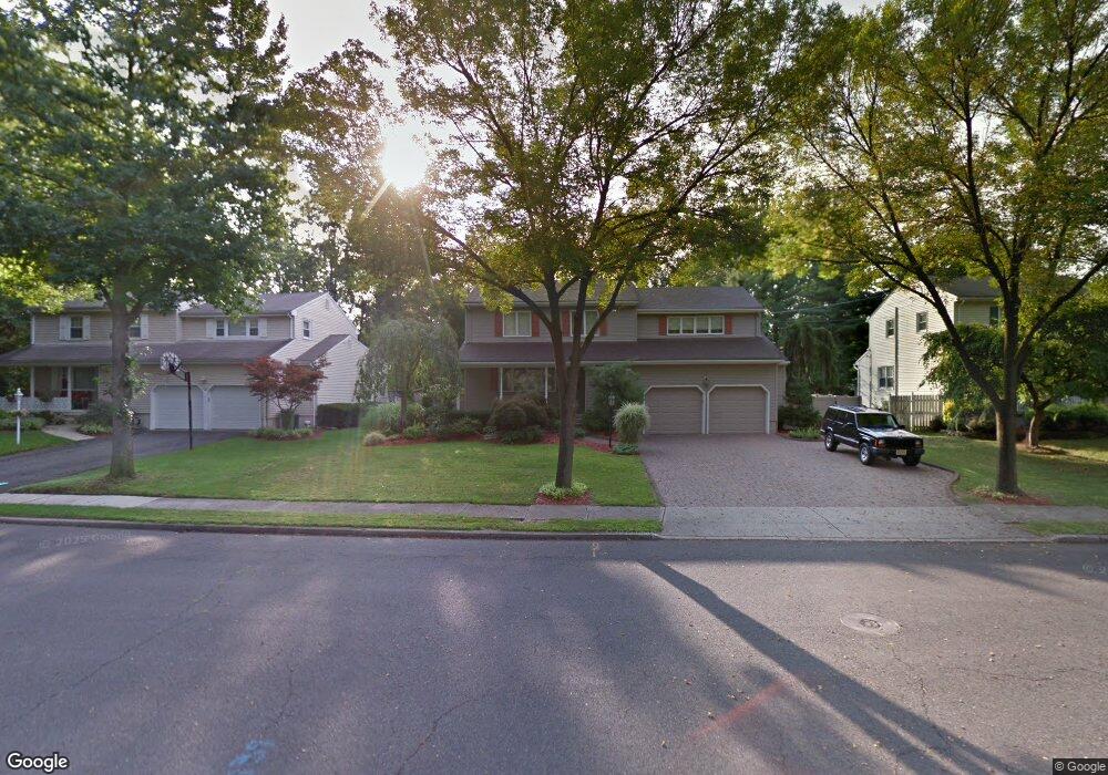 542 Redwood Rd, Paramus, NJ 07652 - photo 1