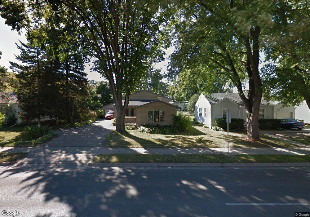 1906 N Sherman Ave, Madison, WI 53704 - photo 1