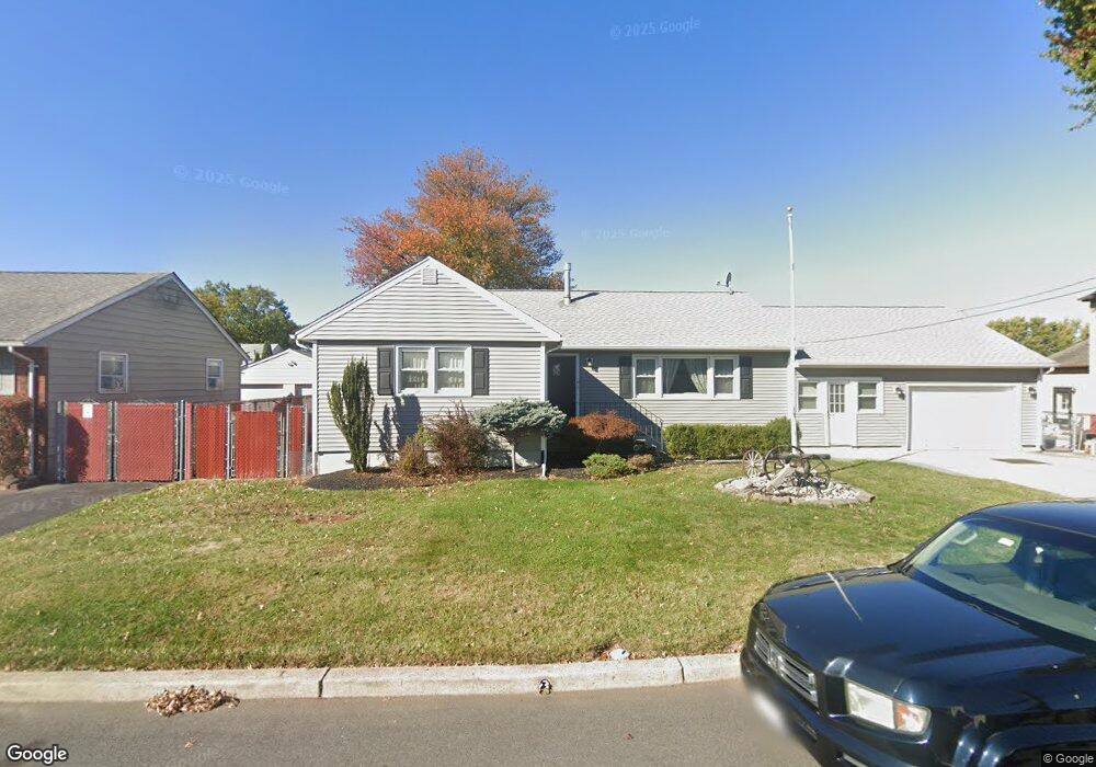 69 4th Ave, Port Reading, NJ 07064 - photo 1