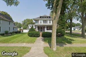 609 Main St, Henry, IL 61537