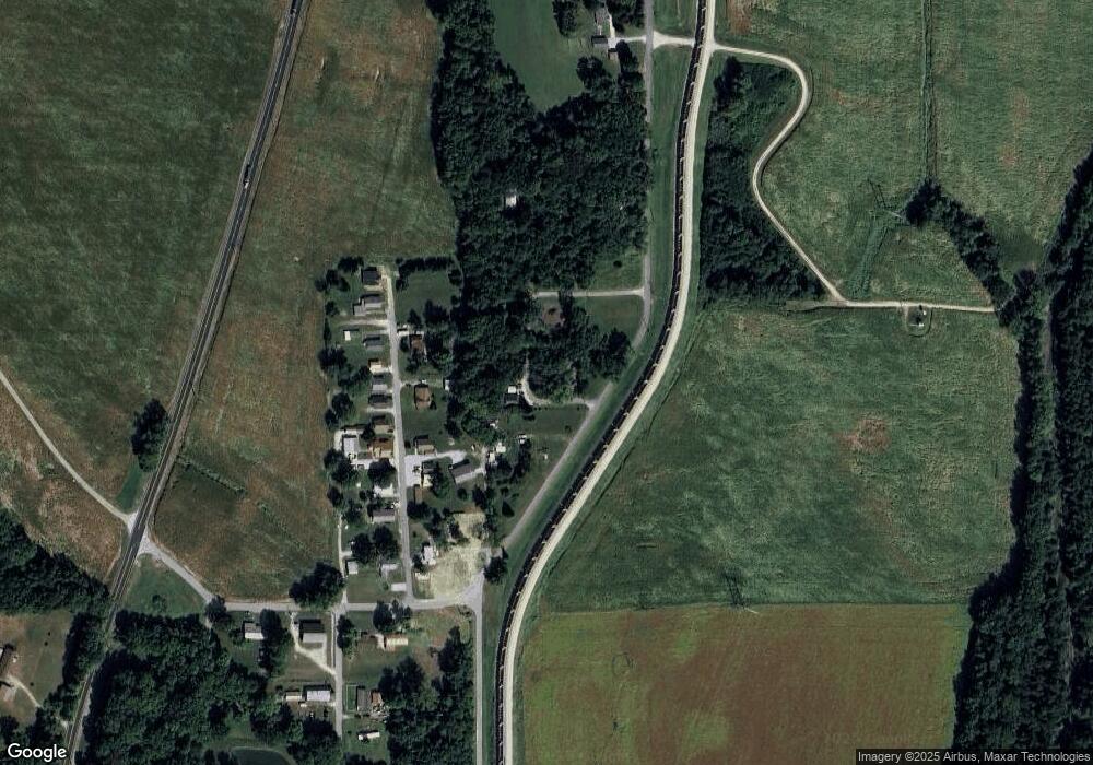 304 N Fleming St, Edwardsport, IN 47528 - photo 1