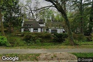 26 Central Dr, Port Washington, NY 11050