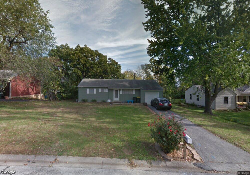 4853 Quivira Drive Ln, Shawnee, KS 66216 - photo 1