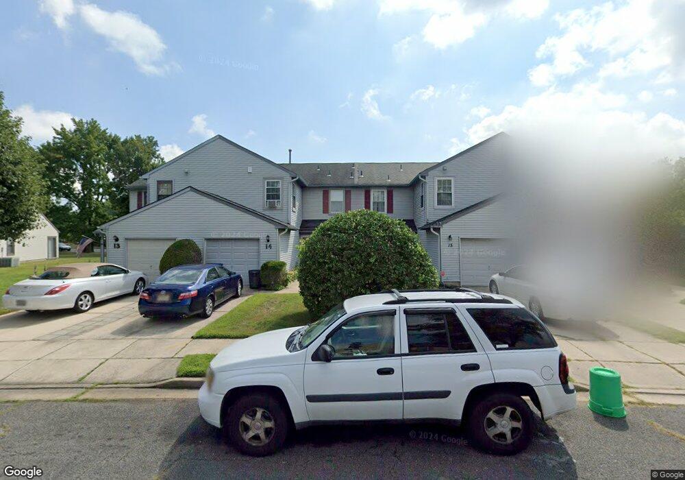 14 E Oleander Dr, Mount Laurel, NJ 08054 - photo 1