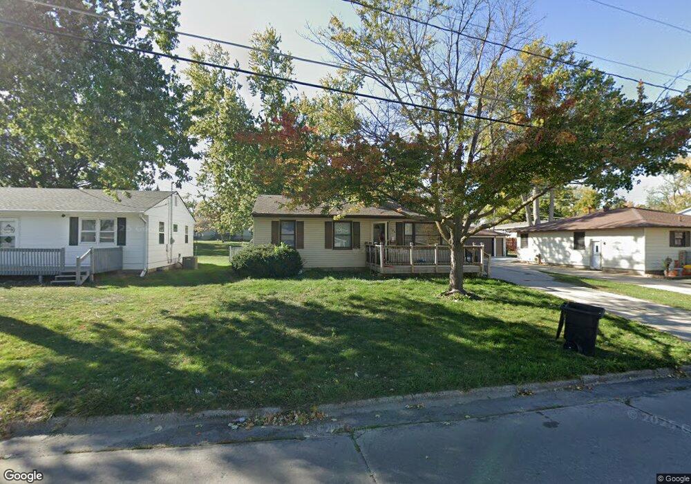 709 E 12th St N, Newton, IA 50208 - photo 1