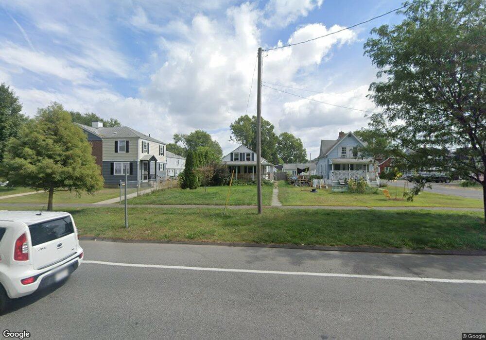 319 Chicopee St, Chicopee, MA 01013 - photo 1