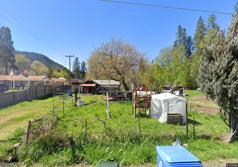 258 Gordon Way N, Grants Pass, OR 97527 - photo 1