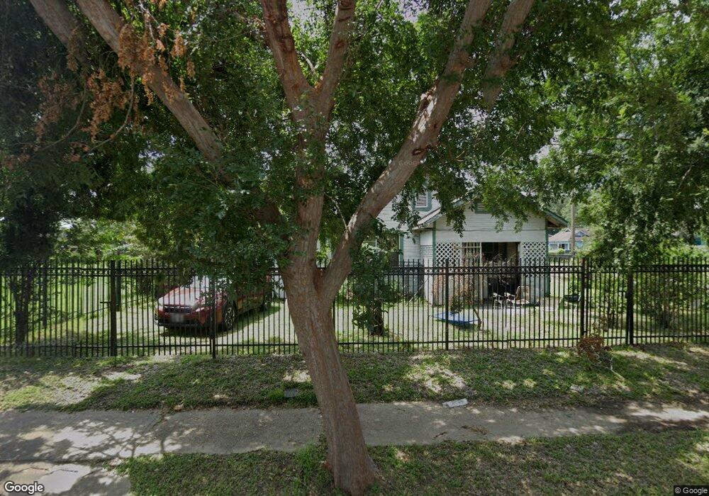 2502 E Crosstimbers St, Houston, TX 77093 - photo 1