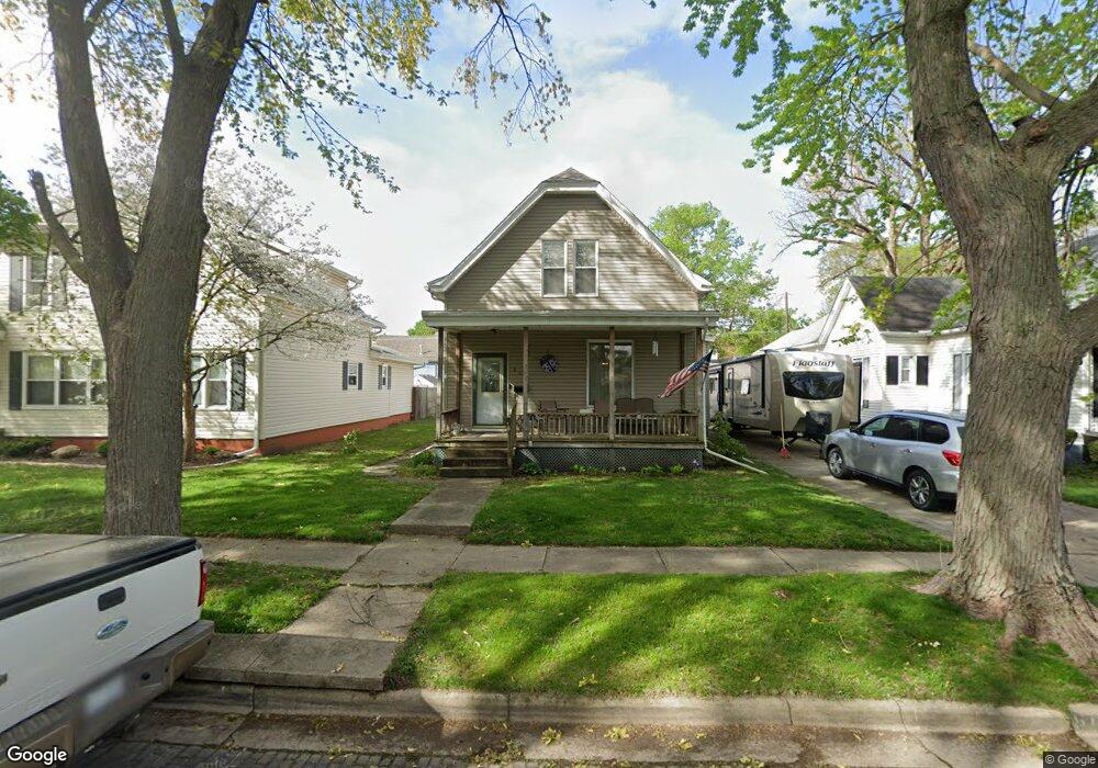 609 Peoria St, Lincoln, IL 62656 - photo 1