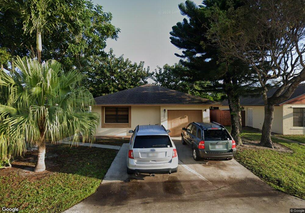 5385 Garden Hills Cir unit 3, West Palm Beach, FL 33415 - photo 1