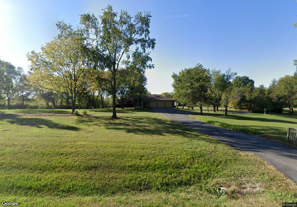 1511 Farview Rd, Raymore, MO 64083 - photo 1