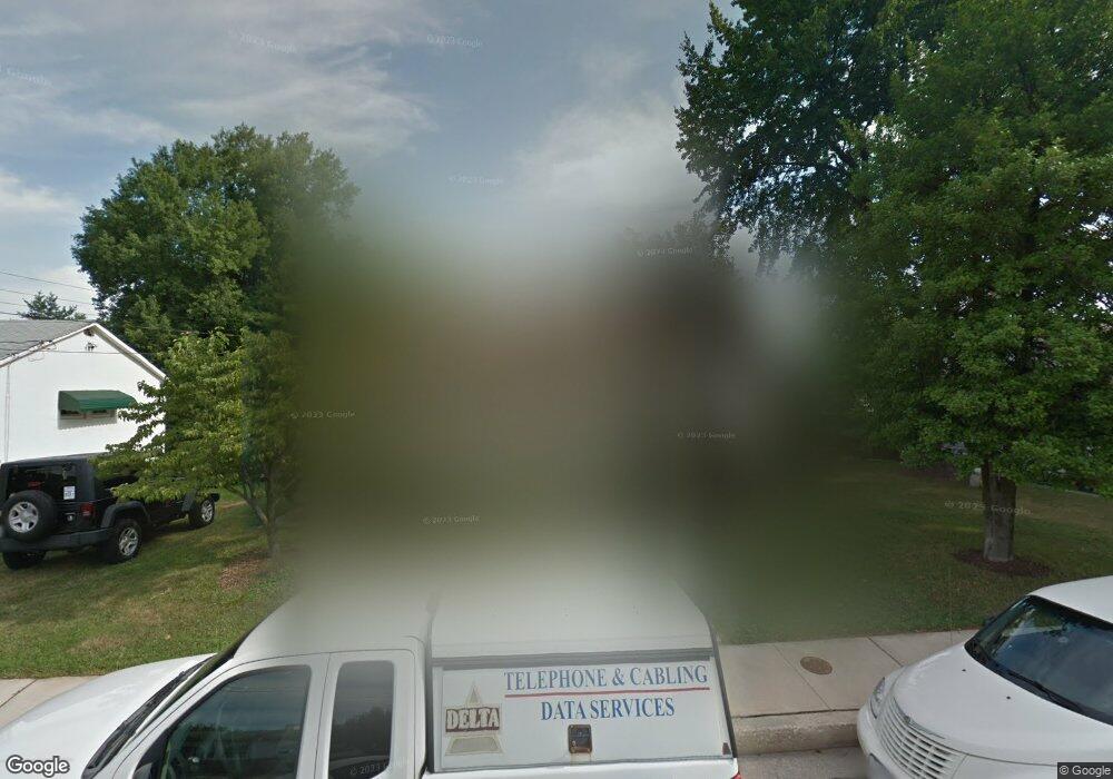 710 Raynor Ave, Catonsville, MD 21228 - photo 1