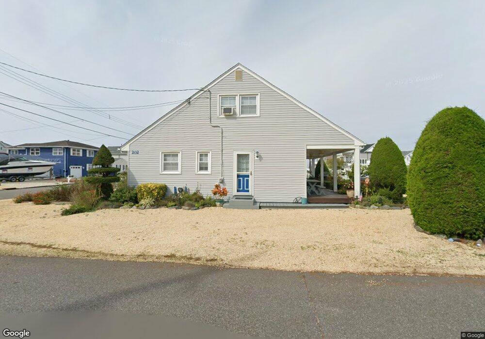 202 Hayes Ct, Lavallette, NJ 08735 - photo 1