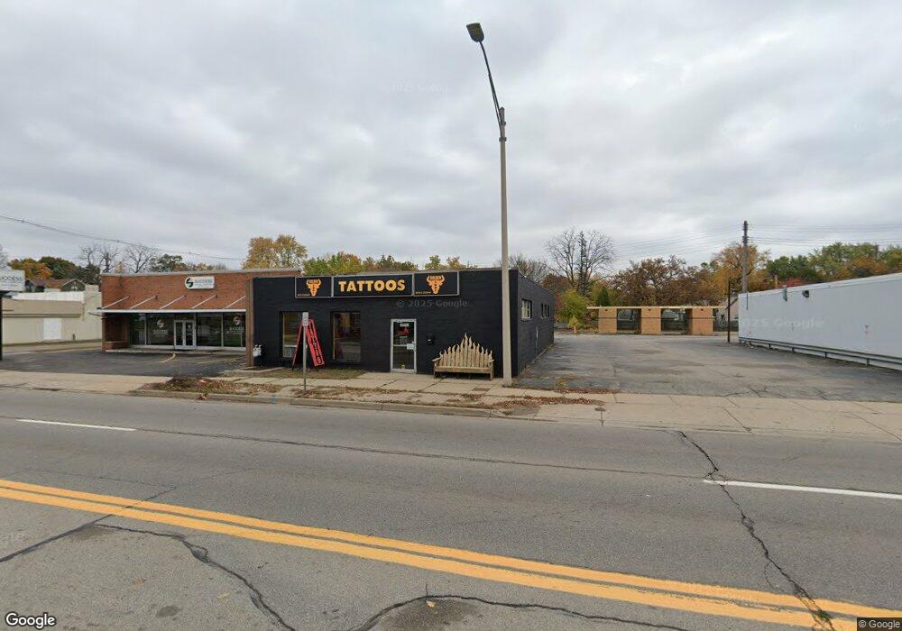 2513 S Cedar St, Lansing, MI 48910 - photo 1