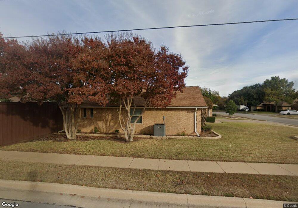 2601 Plymouth Ct, Bedford, TX 76022 - photo 1