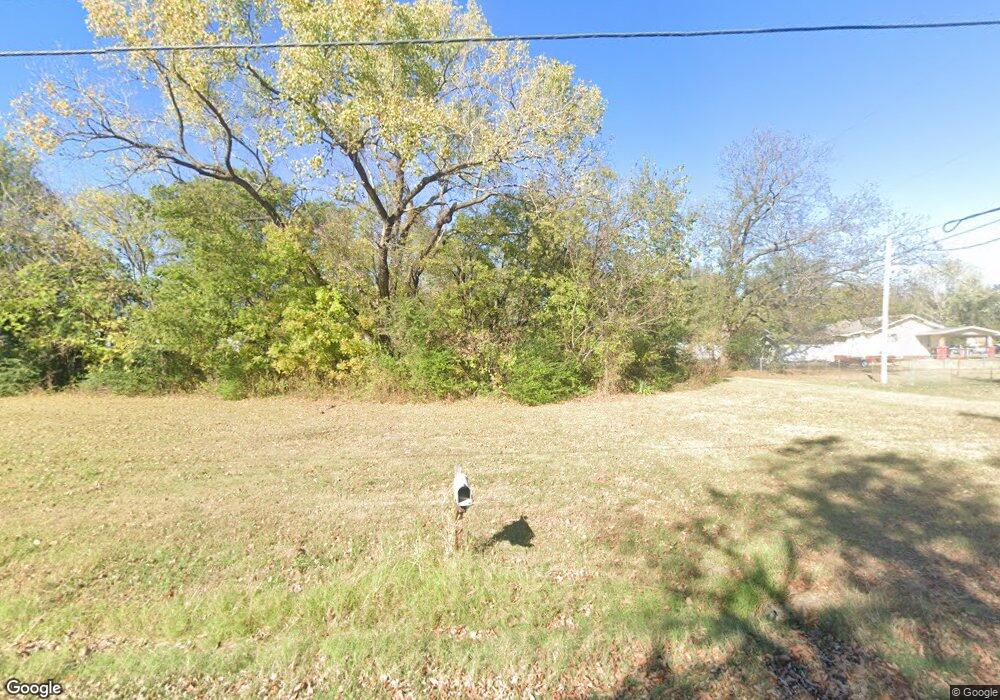 919 W Melrose St, Okmulgee, OK 74447 - photo 1
