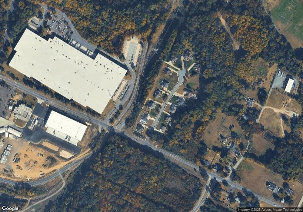 305 Patsy Ct, West Deptford, NJ 08066 - photo 1