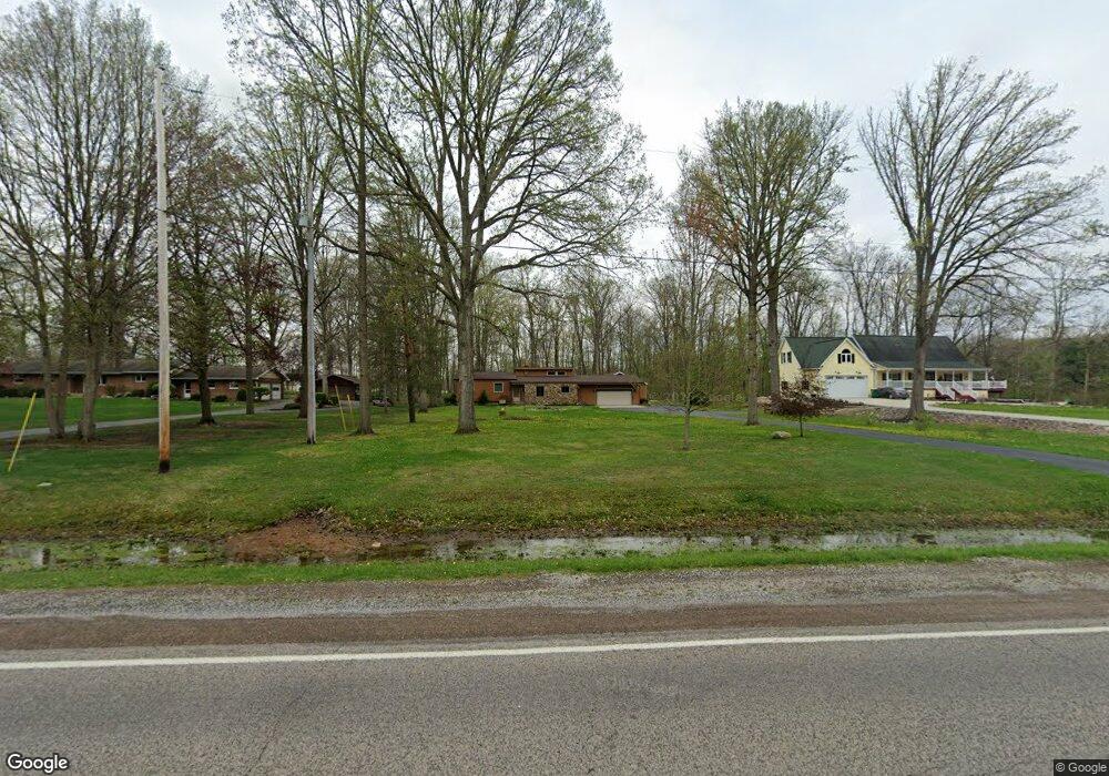 8239 Hill Rd, Swartz Creek, MI 48473 - photo 1
