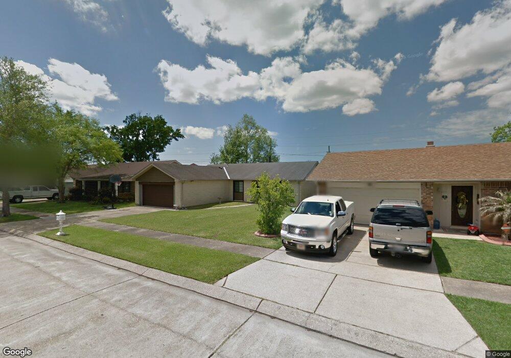 4912 White Oak Dr, Marrero, LA 70072 - photo 1