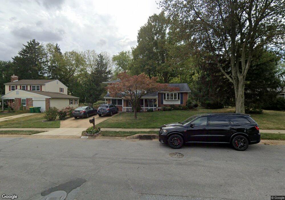 2608 Heritage Farm Dr, Wilmington, DE 19808 - photo 1