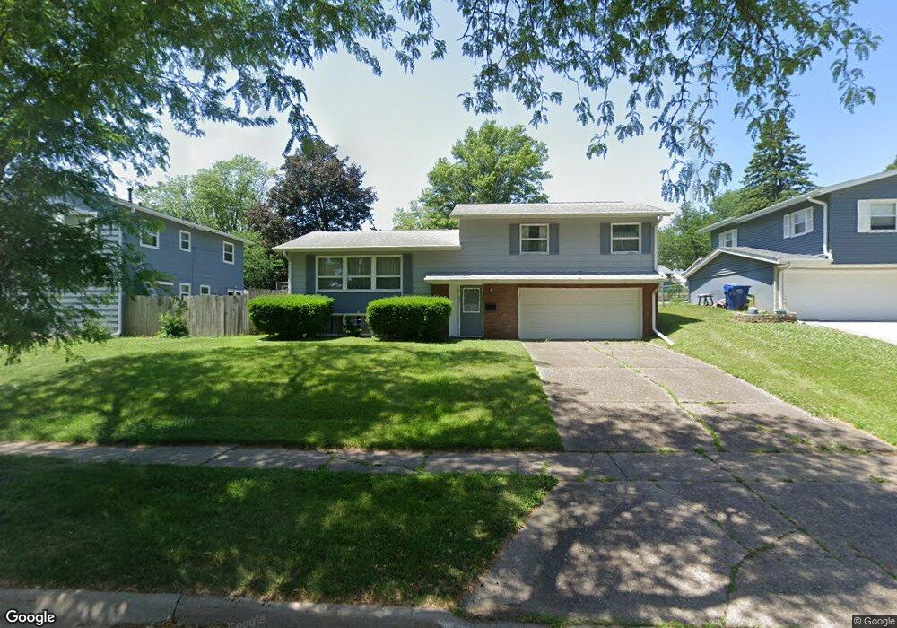 3212 Forest Rd, Davenport, IA 52807 - photo 1