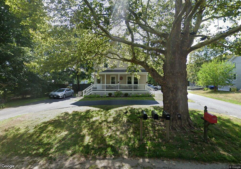 128 Whiting St unit 3, Hanover, MA 02339 - photo 1