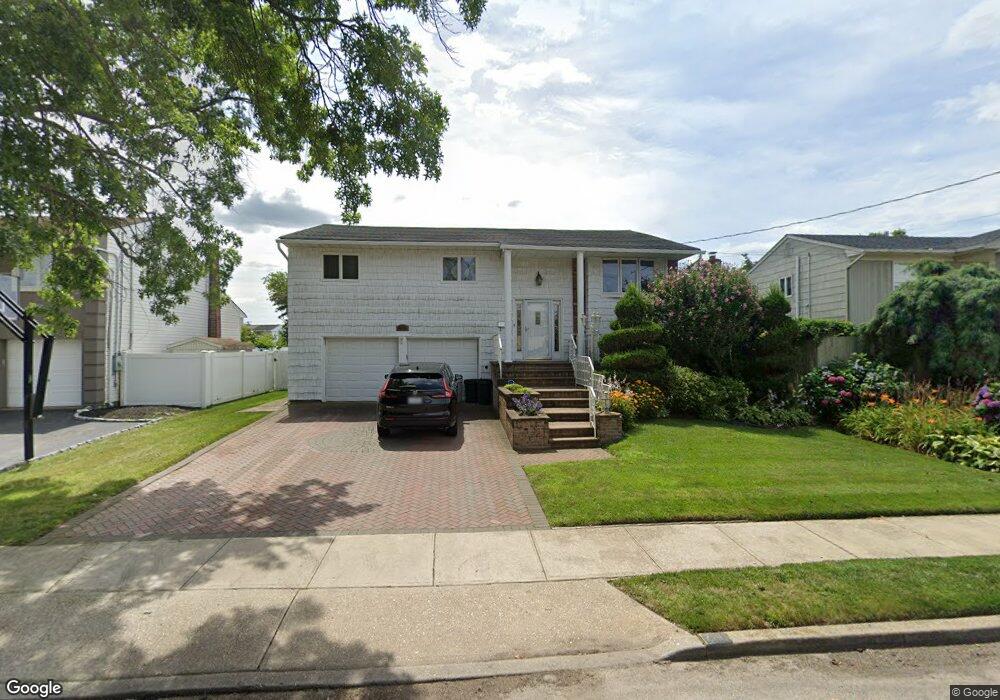 2700 Karen St, Bellmore, NY 11710 - photo 1