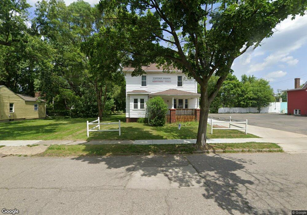 1817 Delaware Ave, Flint, MI 48506 - photo 1