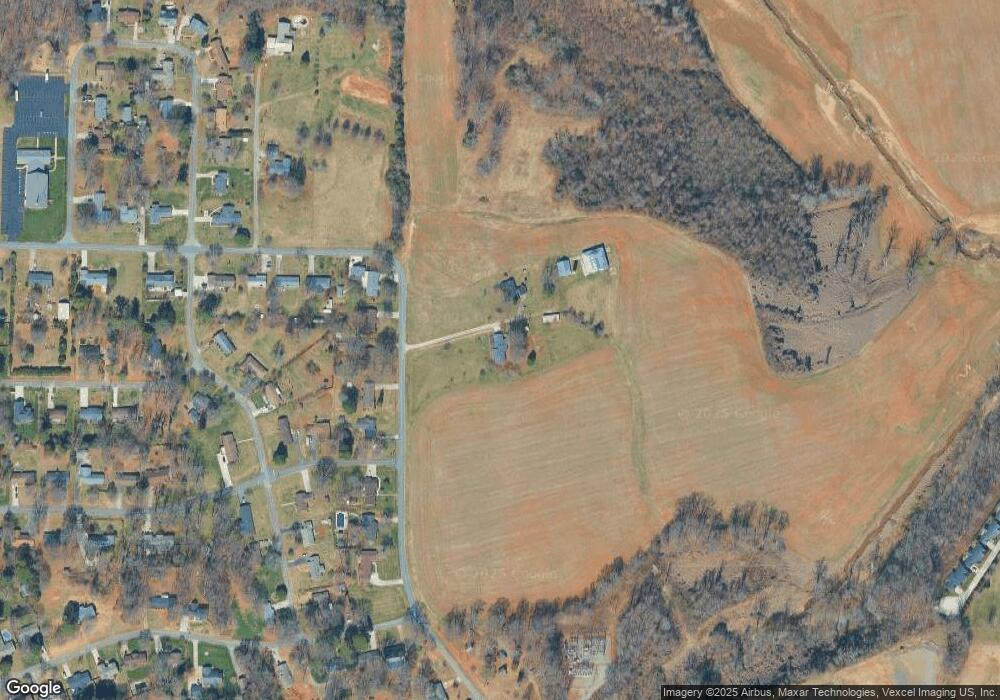 1602 Museum Rd, Statesville, NC 28625 - photo 1