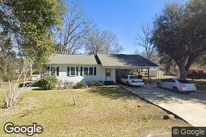 237 1st St, Gilbert, LA 71336