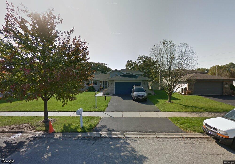 2813 Mockingbird Dr, Crown Point, IN 46307 - photo 1