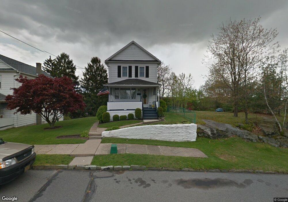 425 Penn Ave, Dupont, PA 18641 - photo 1