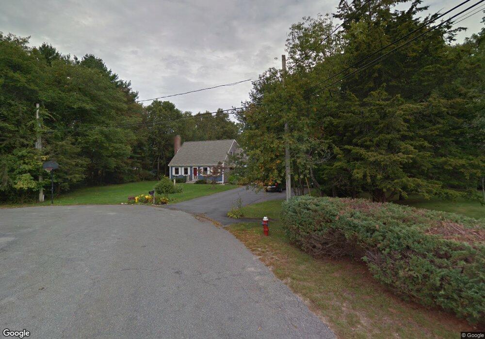 5 Riverside Dr, Mattapoisett, MA 02739 - photo 1