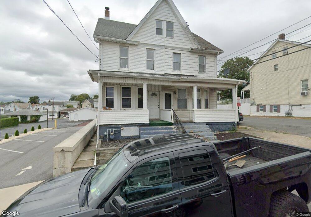 560 N Wyoming St, Hazleton, PA 18201 - photo 1