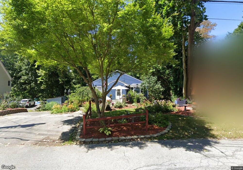 7 Susan Ln, Poughkeepsie, NY 12603 - photo 1