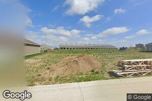 210 Kristi Ln, Hickman, NE 68372