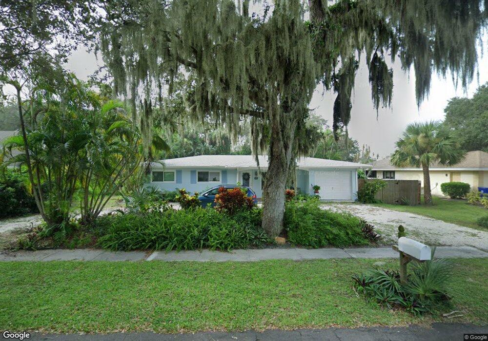 526 Banyan Rd, Vero Beach, FL 32963 - photo 1