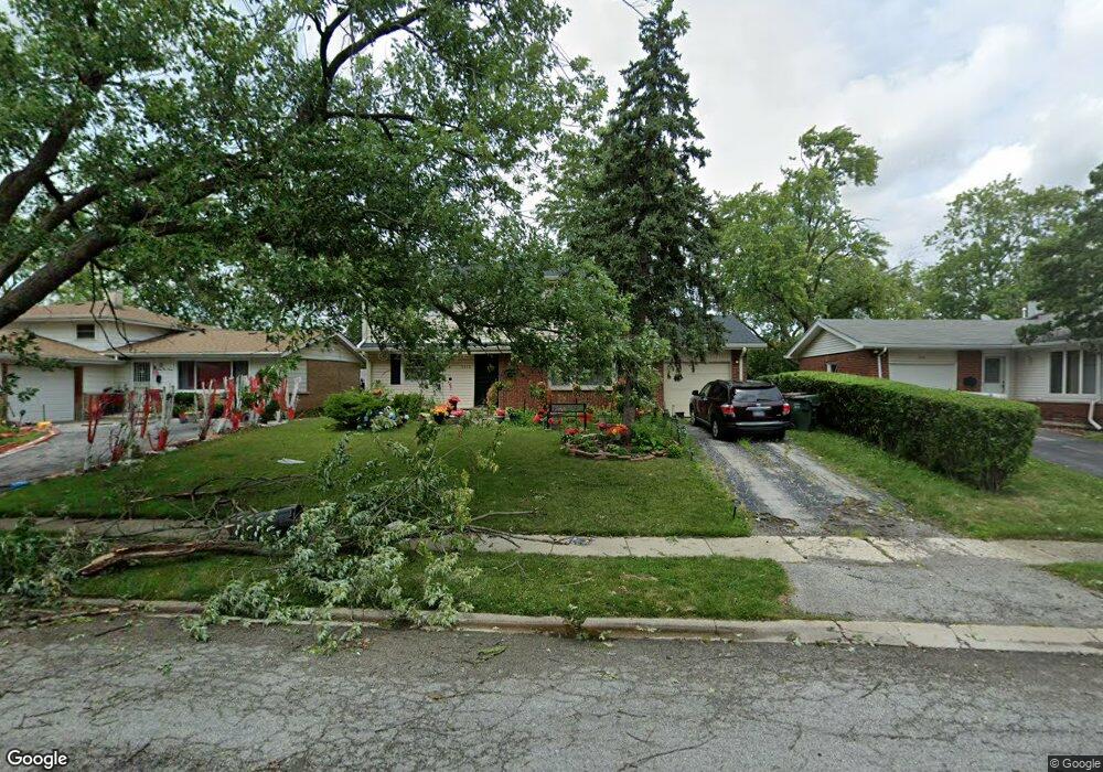 3318 Maple Ln, Hazel Crest, IL 60429 - photo 1