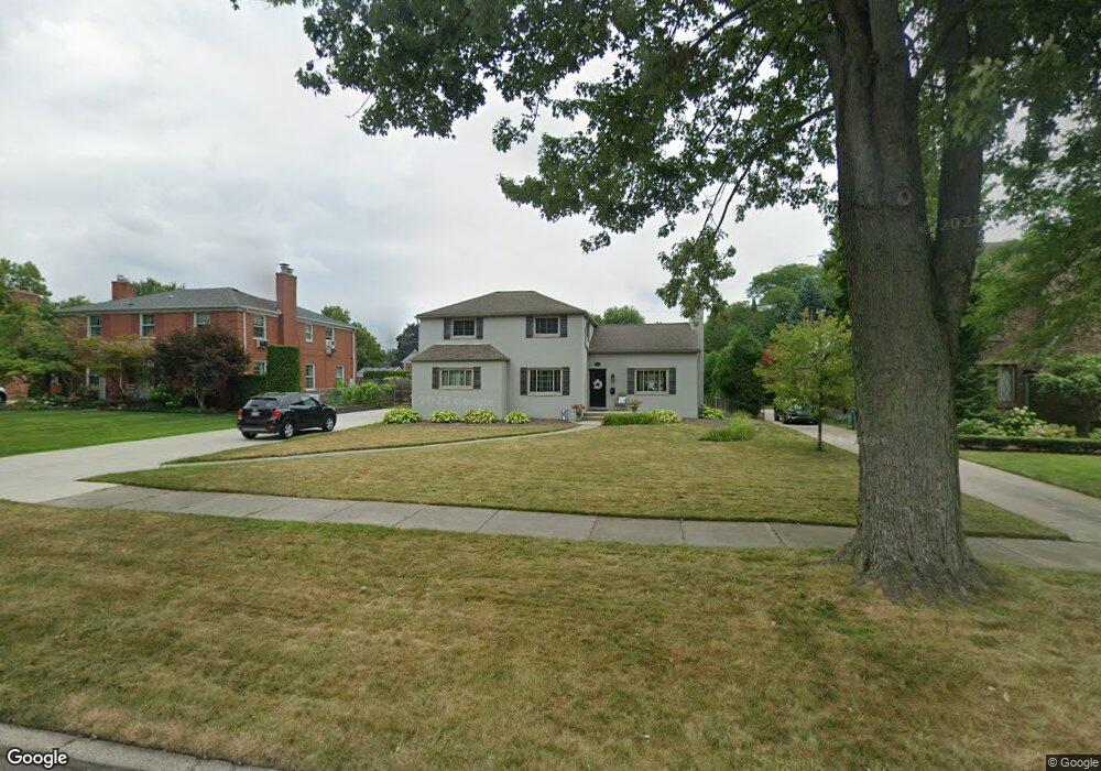 970 Balfour St, Grosse Pointe Park, MI 48230 - photo 1