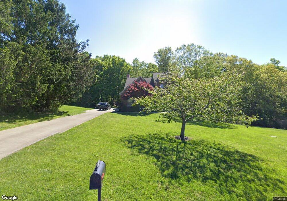 5018 Bent Creek Dr, Floyds Knobs, IN 47119 - photo 1