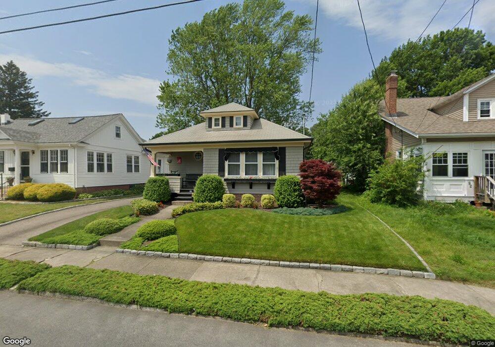 88 Friendly Rd, Cranston, RI 02910 - photo 1