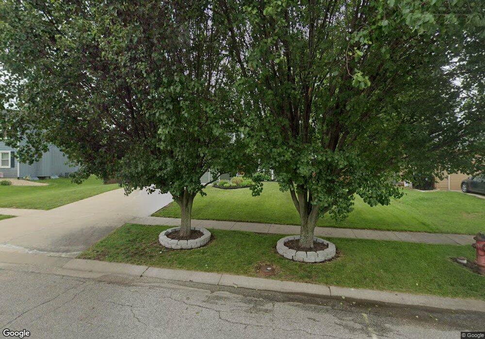 3719 SW Kiowa St, Topeka, KS 66610 - photo 1