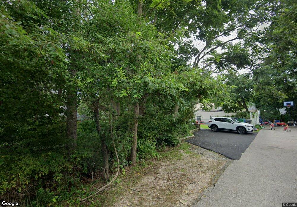 188 High St unit Middle st, Wakefield, RI 02879 - photo 1