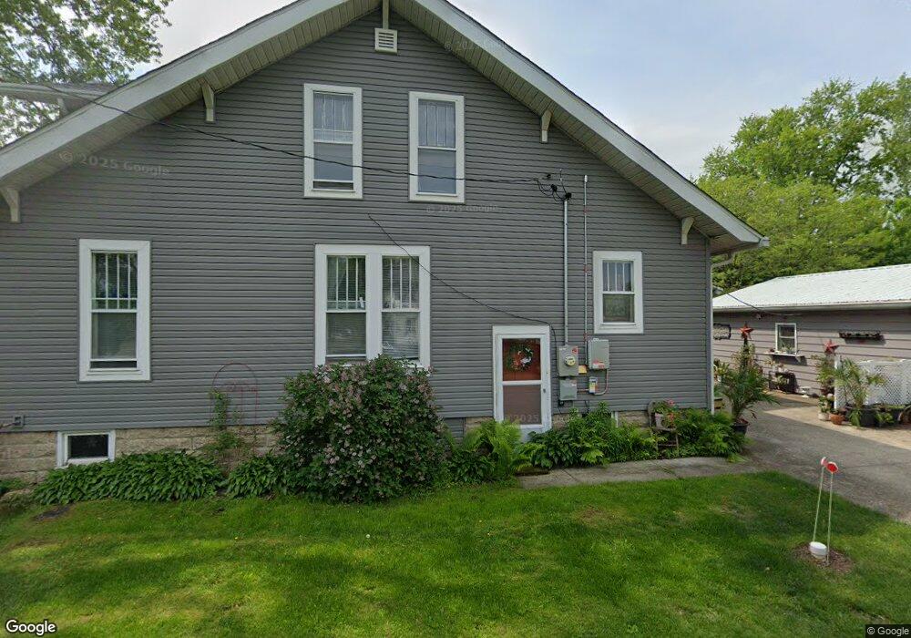 917 N 19th St, Mattoon, IL 61938 - photo 1