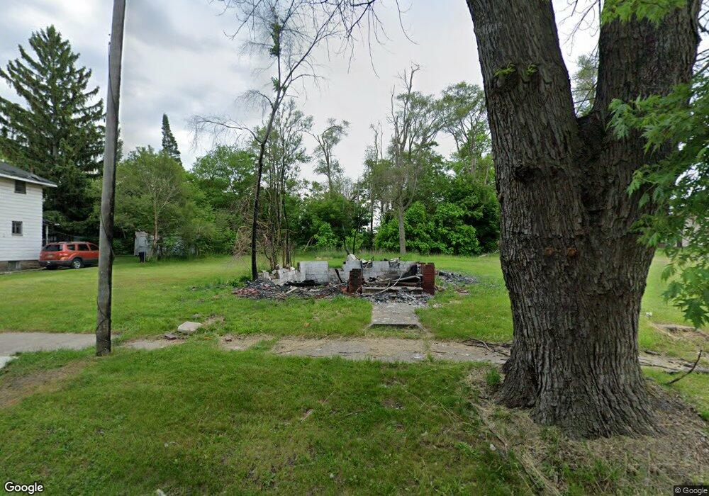 1610 E Hamilton Ave, Flint, MI 48506 - photo 1